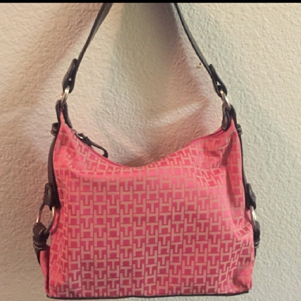 Small tommy hilfiger purse